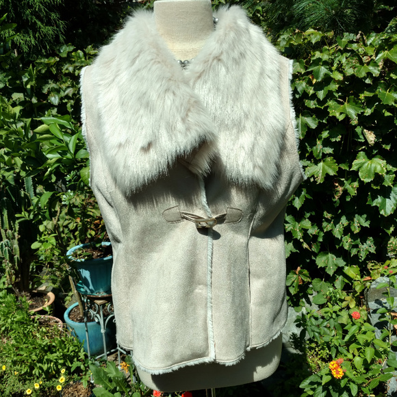 NIC+ZOE cream faux shearling/fur vest - Picture 2 of 8